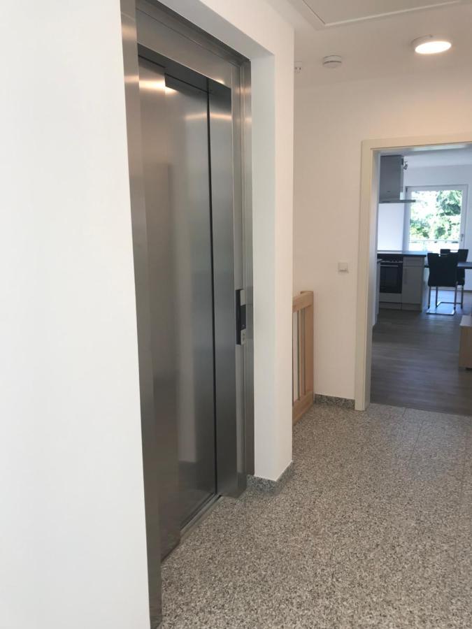 Sonniges 4 **** DG-Apartment mit Aufzug+Seeblick Pleinfeld Exterior foto