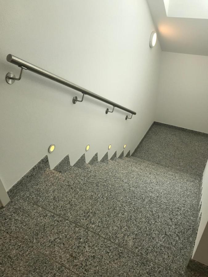 Sonniges 4 **** DG-Apartment mit Aufzug+Seeblick Pleinfeld Exterior foto